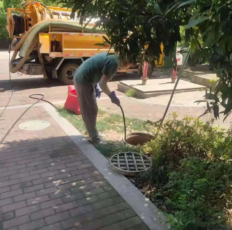 梓潼市政排污管道清淤疏通——专业团队，让您全程省心！